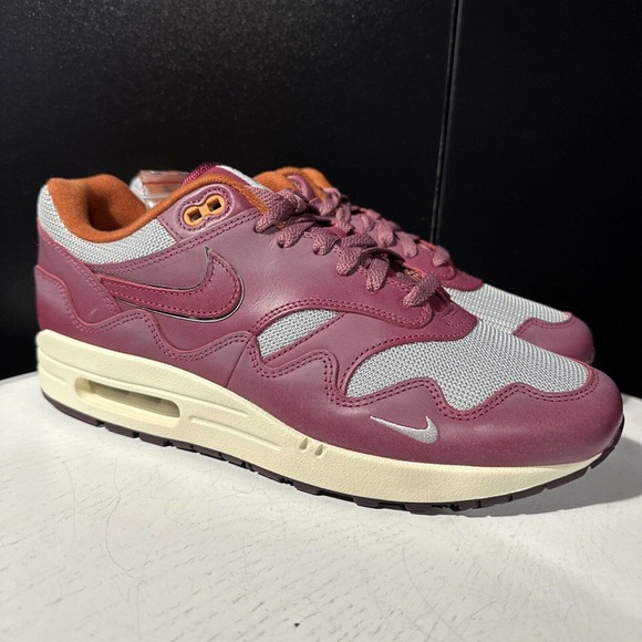 nike air max 1 maroon